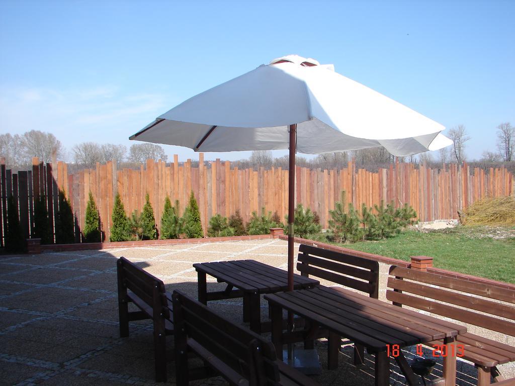 Gosciniec Kocmierzow Bed & Breakfast Sandomierz Eksteriør bilde